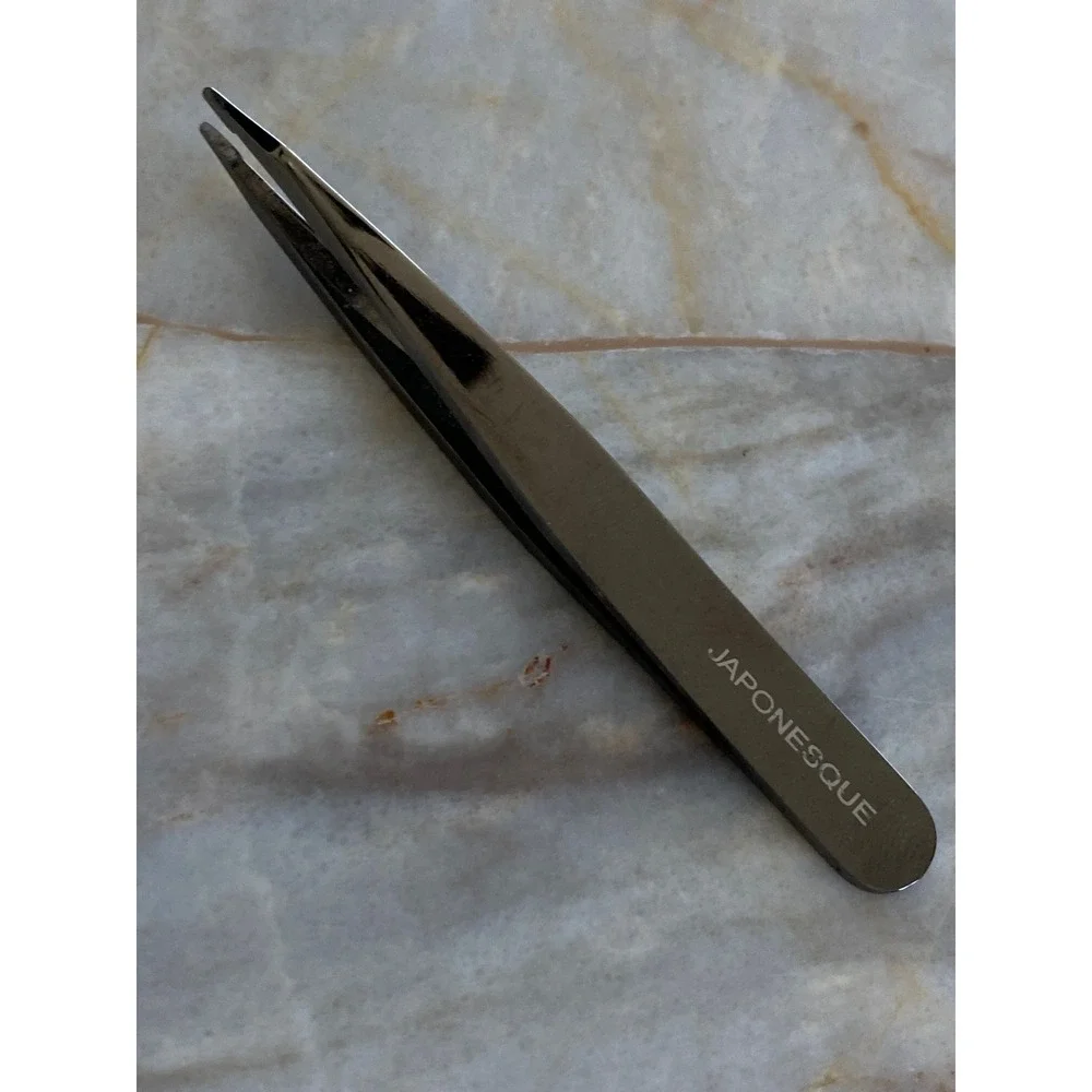 Japonesque Slant Tip Tweezers Gunmetal Stainless Steel Precision Grooming Tool